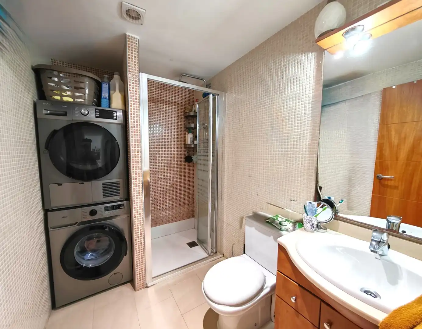 Baño de Piso en venta en Blanes con Aire acondicionado y Jardín privado
