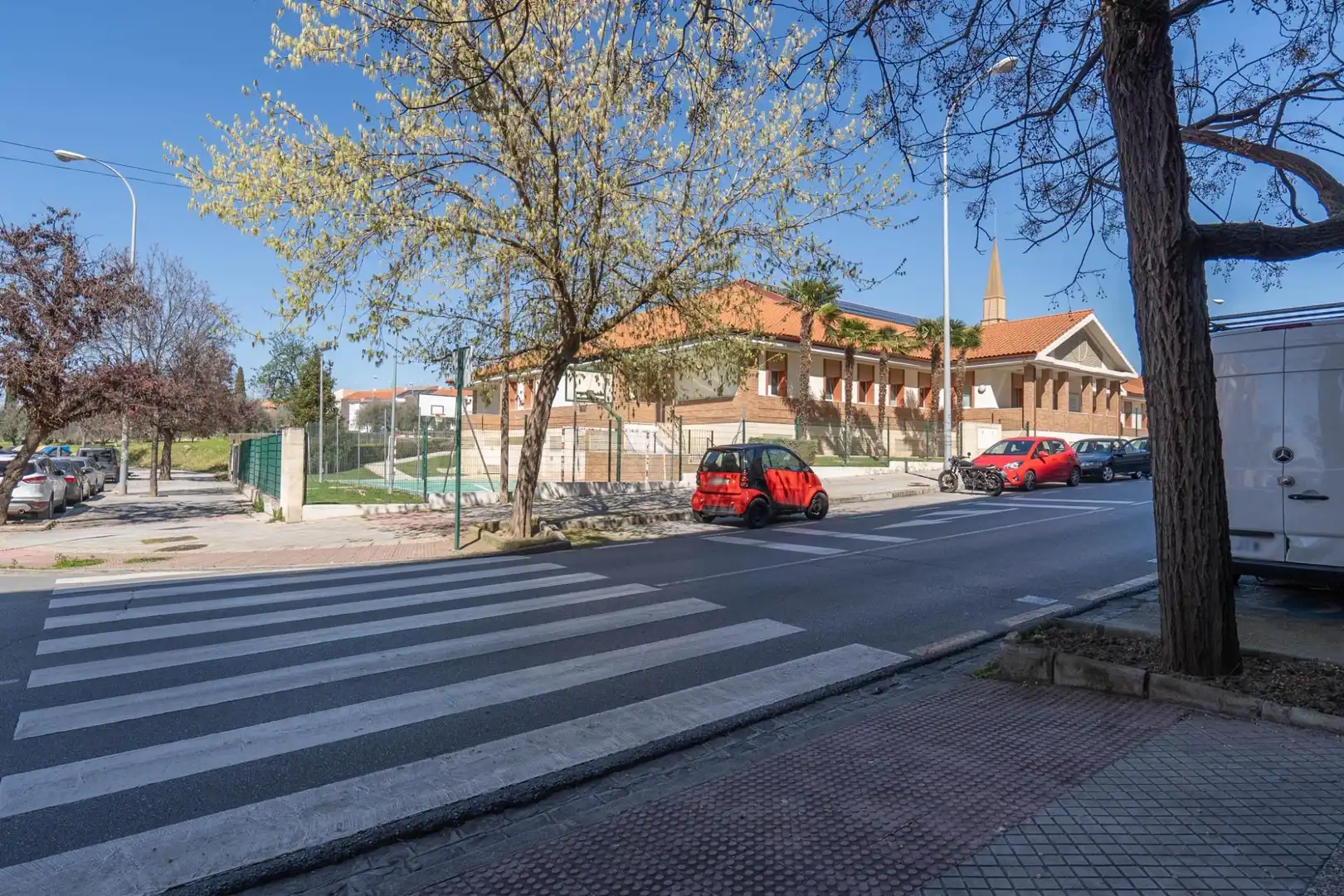 Exterior view of Flat for sale in Granada  with Air Conditioner, Heating and Private garden