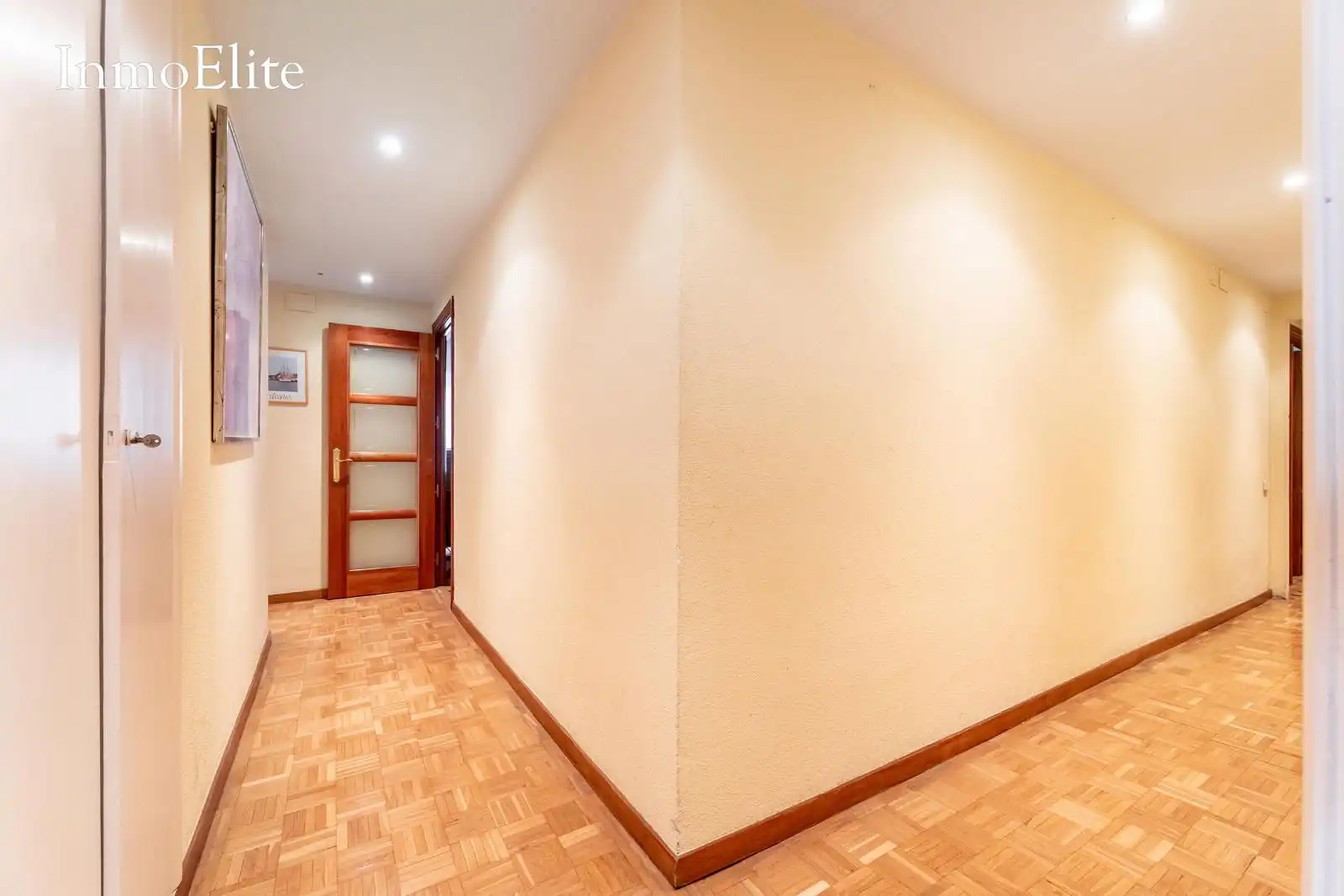 Wohnung zum Verkauf in Madrid mit Heizung, Parkett und Terrasse