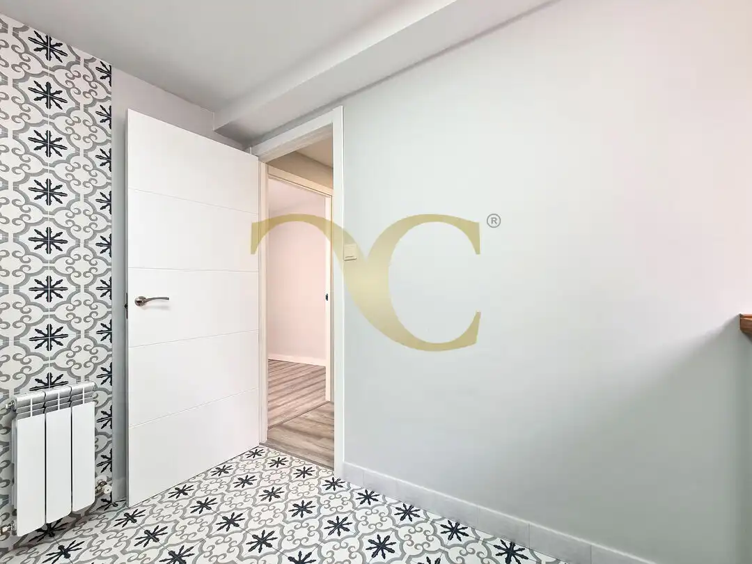 Piso en venta en Oviedo  con Calefacción y Amueblado
