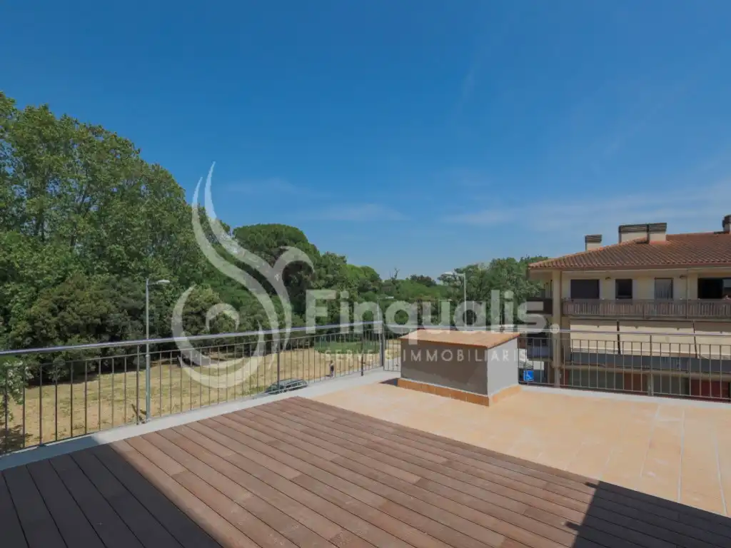 Terraza de Piso en venta en Santa Eulàlia de Ronçana con Aire acondicionado