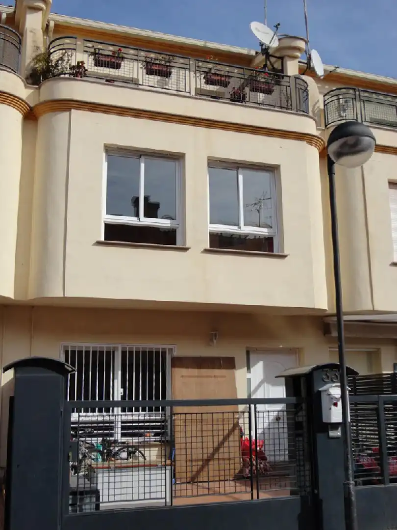 Chalet en venta en C/ Escriptors Valencians
