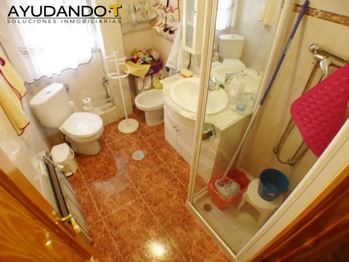 Baño de Piso en venta en Madrid con Calefacción