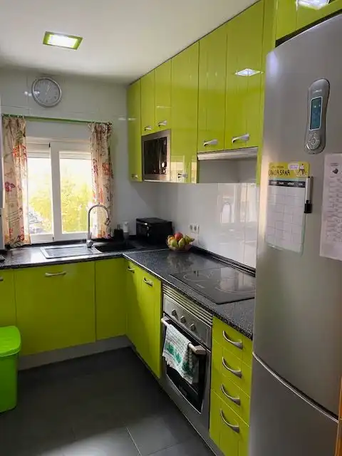 Cuina de Pis de lloguer en Alcorcón amb Aire condicionat, Calefacció i Parquet