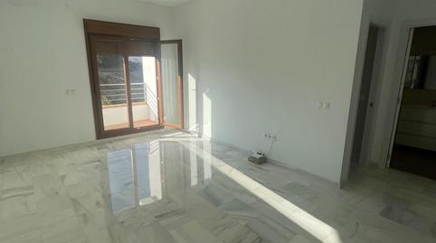 Foto 3 de Pis de lloguer a Riogordo, Málaga