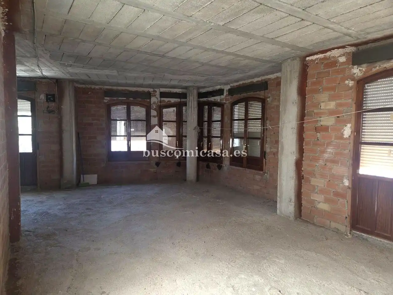 Wohnung zum Verkauf in Valdepeñas de Jaén mit Balkon