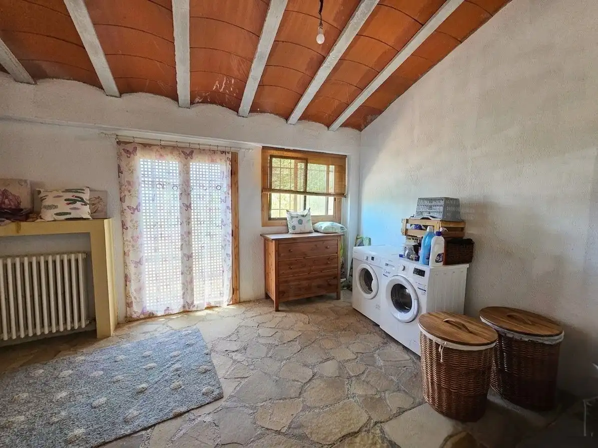 Casa rústica con piscina en venta en Montbrió del Camp, imagen 17