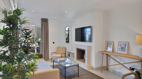 Foto 4 de Apartamento en venta en 13 Adelfas, Nueva Andalucía centro, Marbella