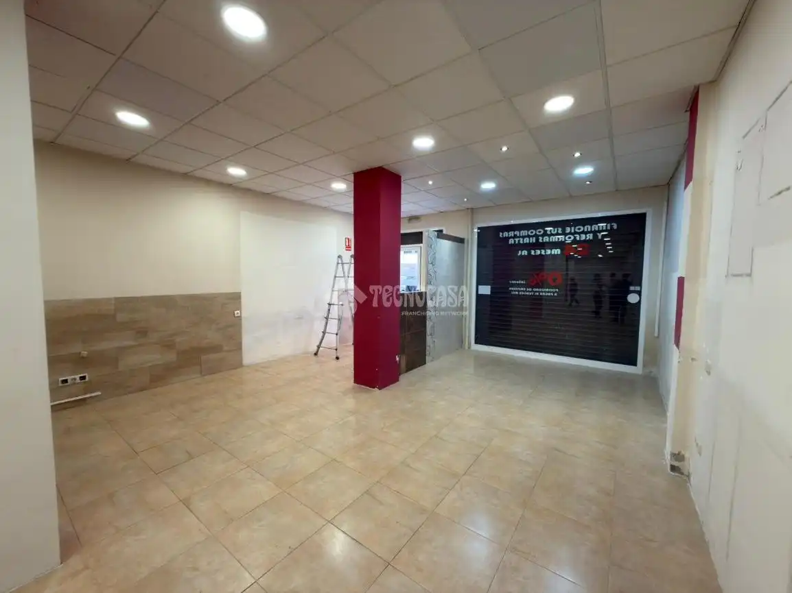 Local comercial en venda a Luis Lamarca, imagen 5