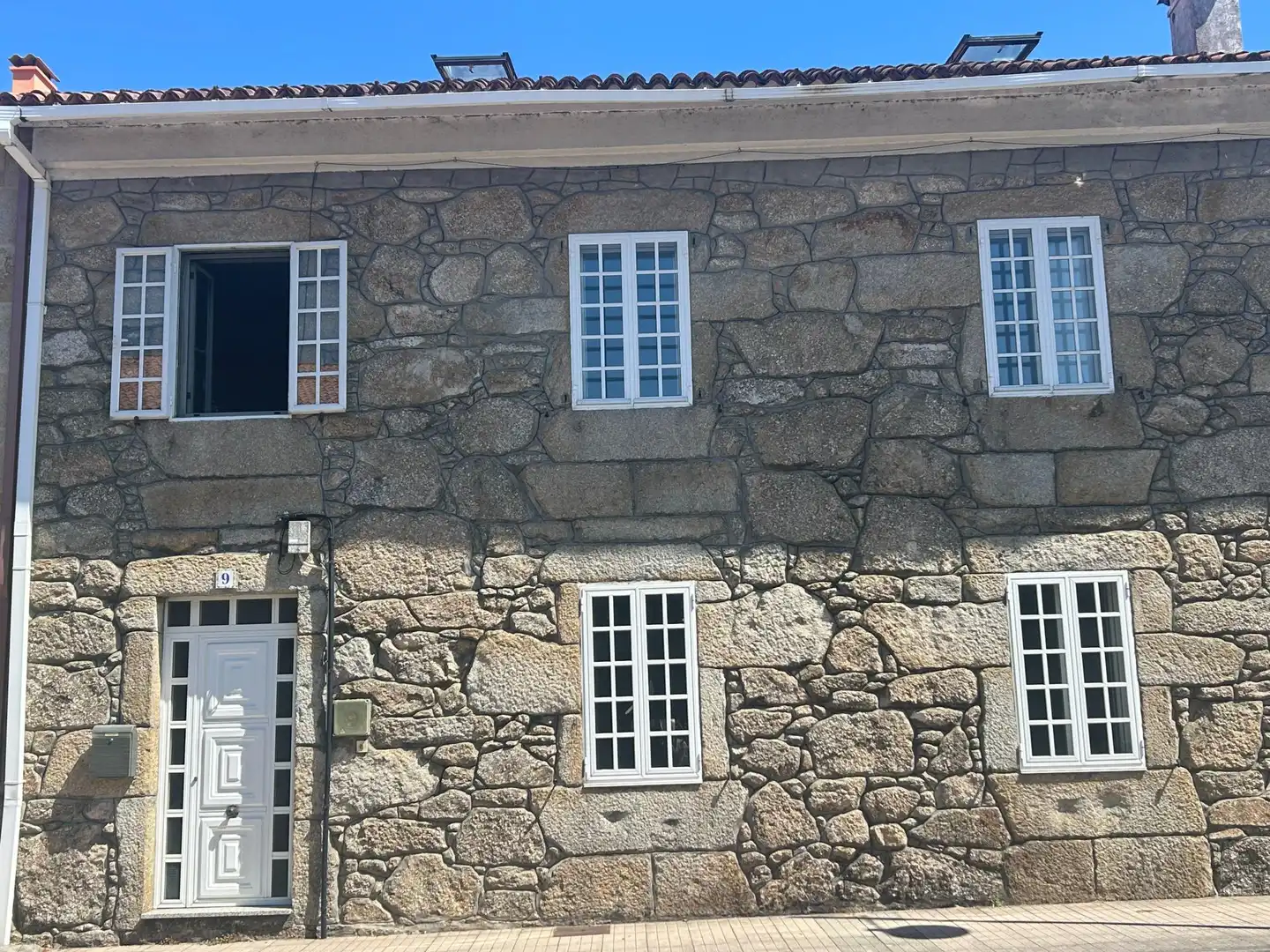 Exterior view of Country homes for sale in Vilanova de Arousa  with Air Conditioner and Heating