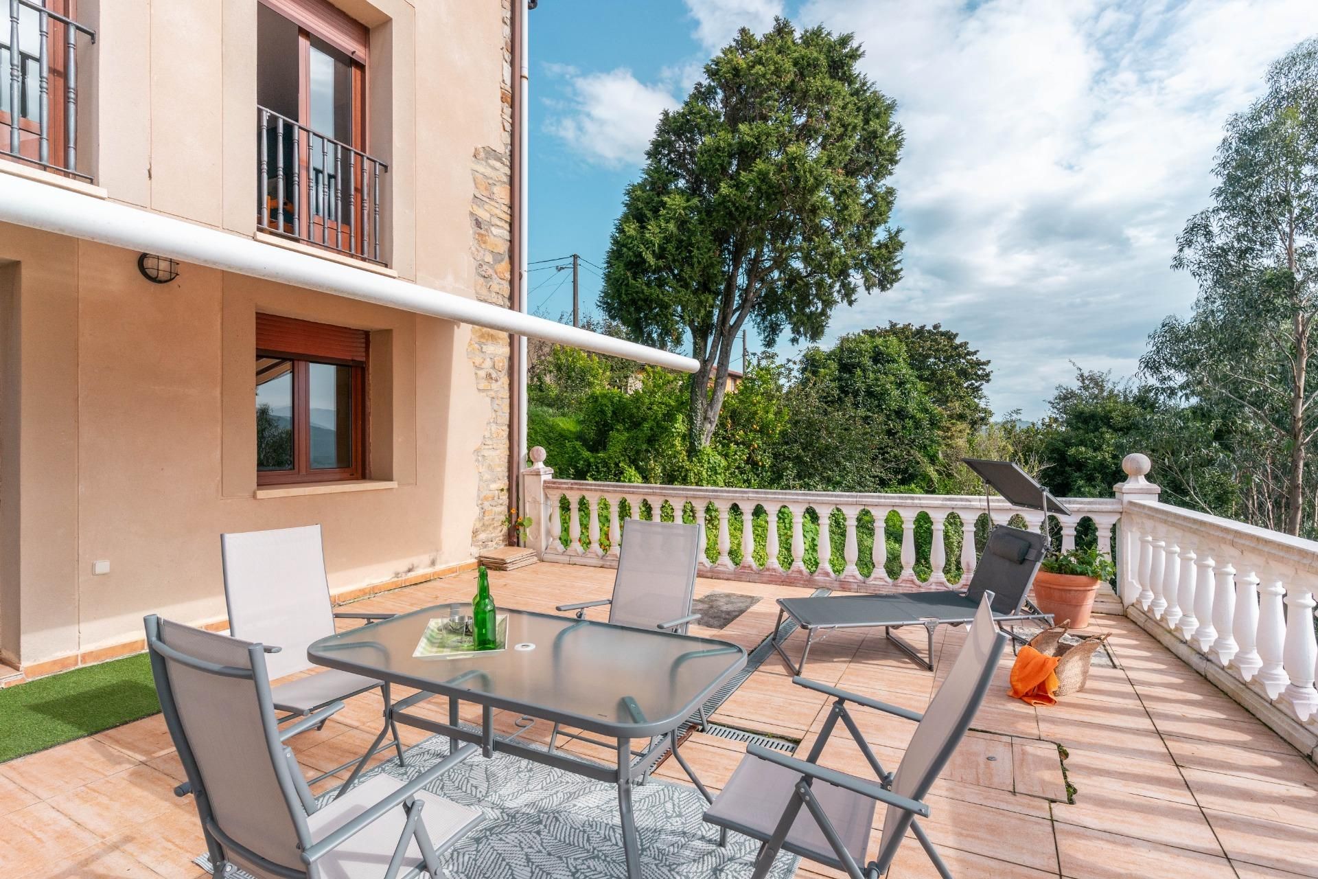 Terrassa de Casa adosada en venda en Ribadedeva amb Calefacció, Jardí privat i Terrassa