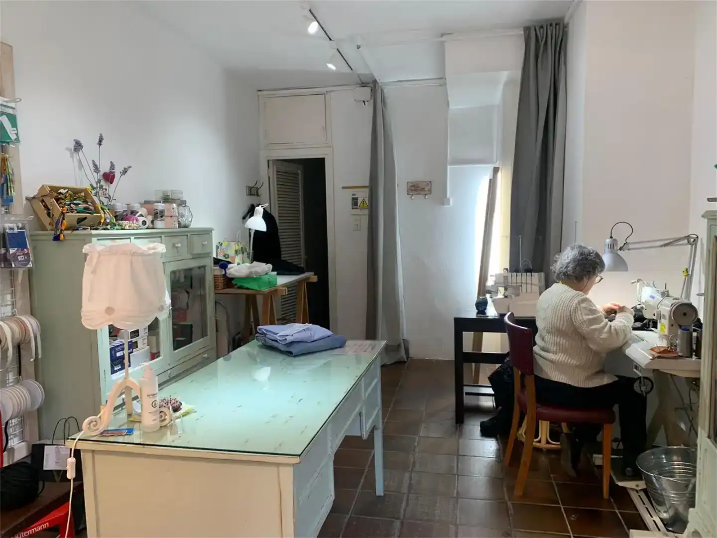 Geschaftsraum zur Miete in Barcelona