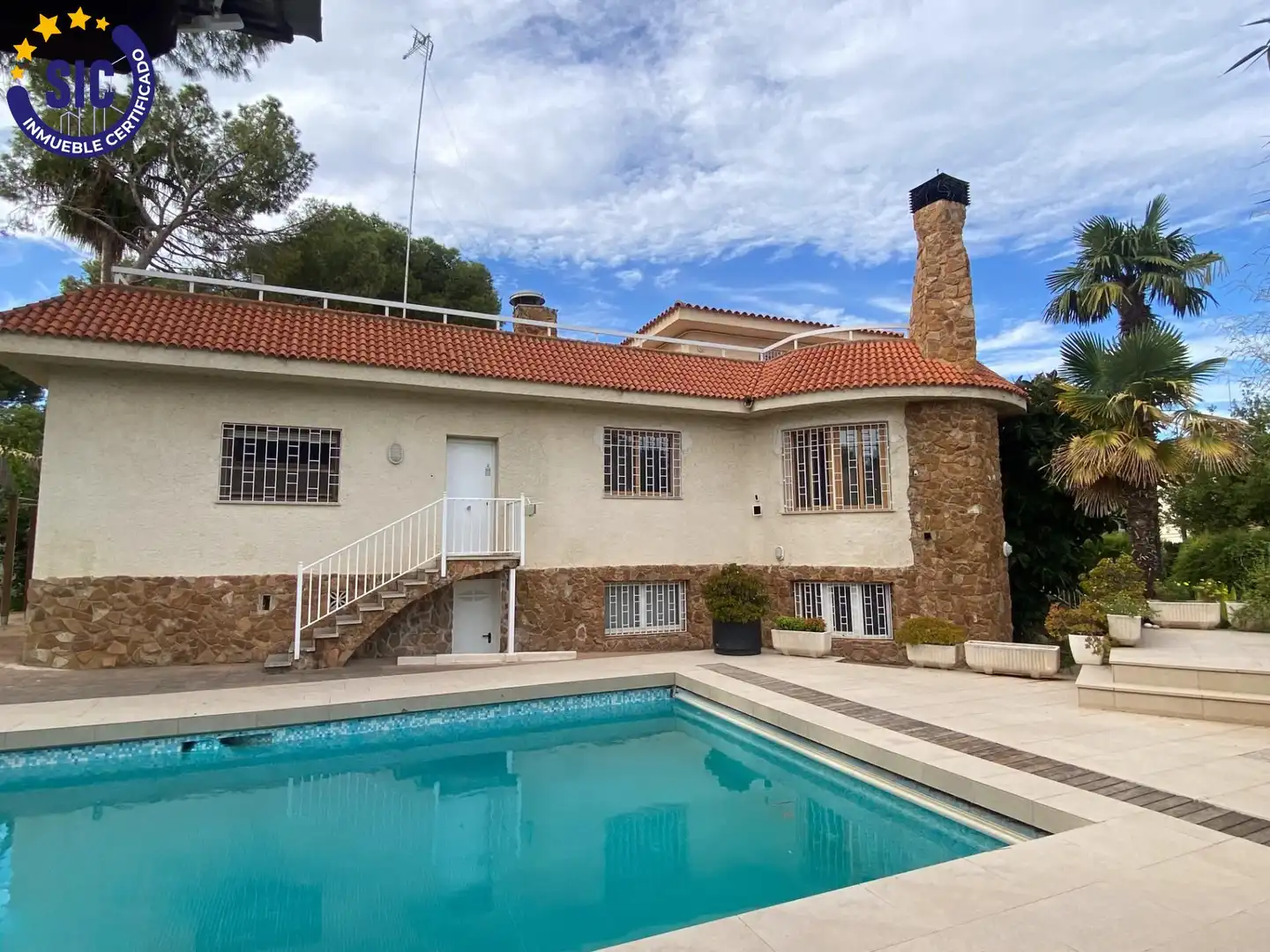 Vista exterior de Casa o chalet en venta en Torrent con Aire acondicionado, Calefacción y Jardín privado