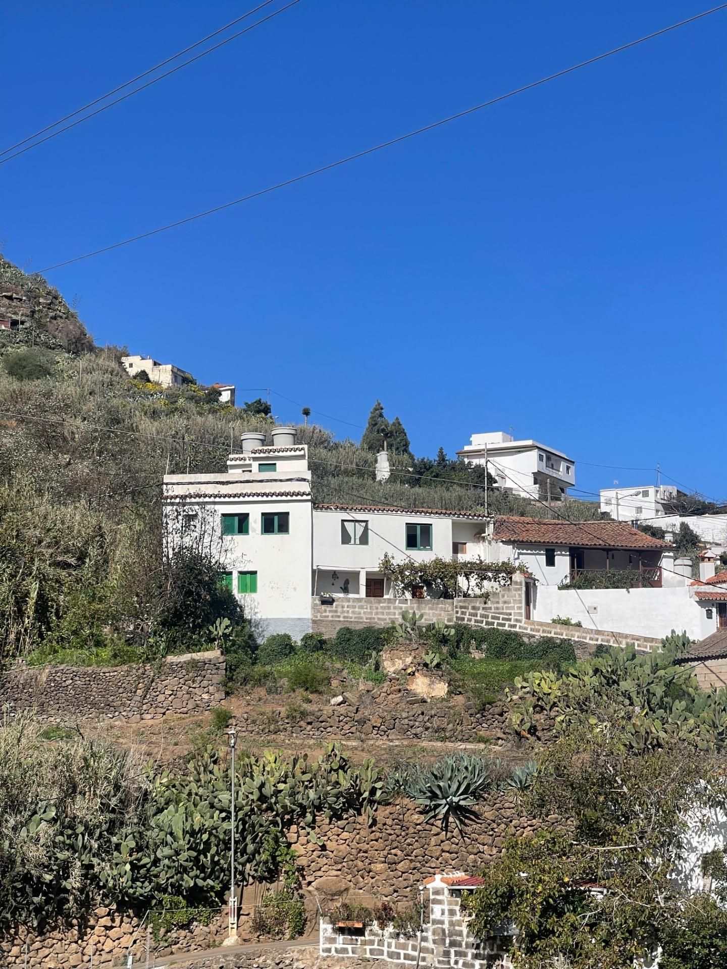 Vista exterior de Casa adosada en venda en Teror amb Jardí privat, Terrassa i Traster