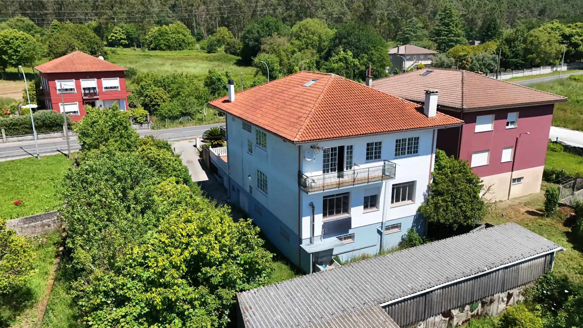 Vista exterior de Casa o chalet en venta en Rianxo con Calefacción, Jardín privado y Parquet