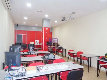 Local comercial en alquiler en Valdepeñas