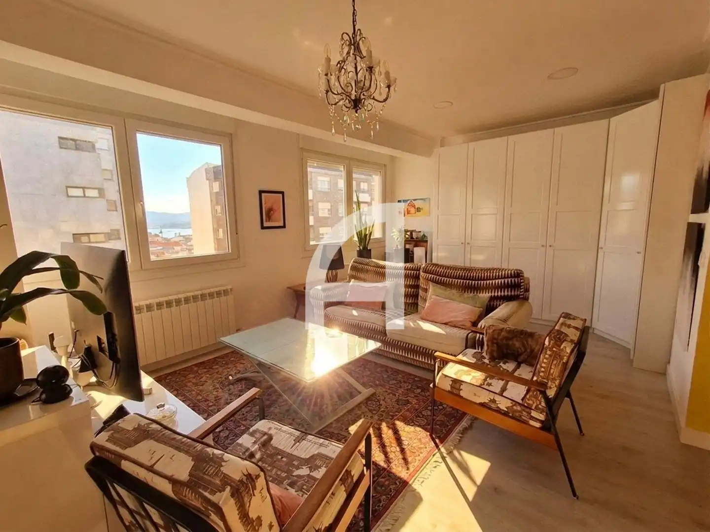 Living room of Flat for sale in Vigo   with Heating and Furnished