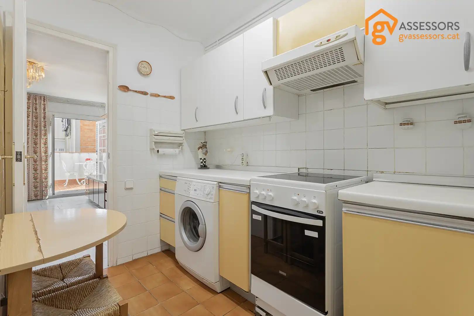 Kitchen of Flat for sale in Nou Barris