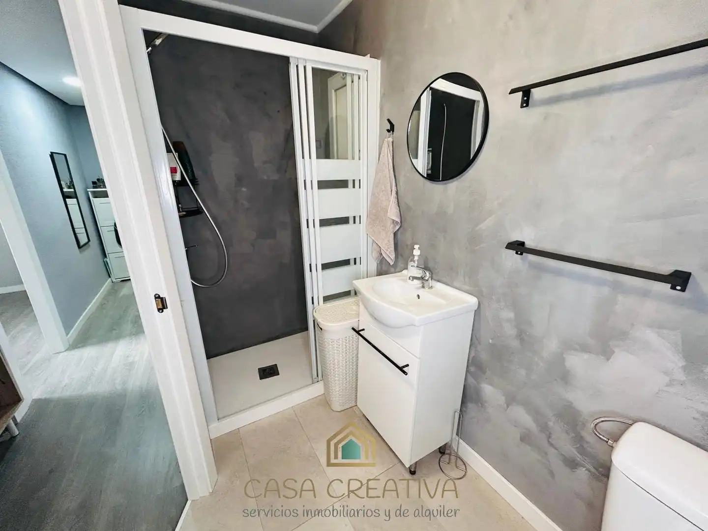 Badezimmer von Wohnung zum Verkauf in Gandia mit Privatgarten, Terrasse und Möbliert