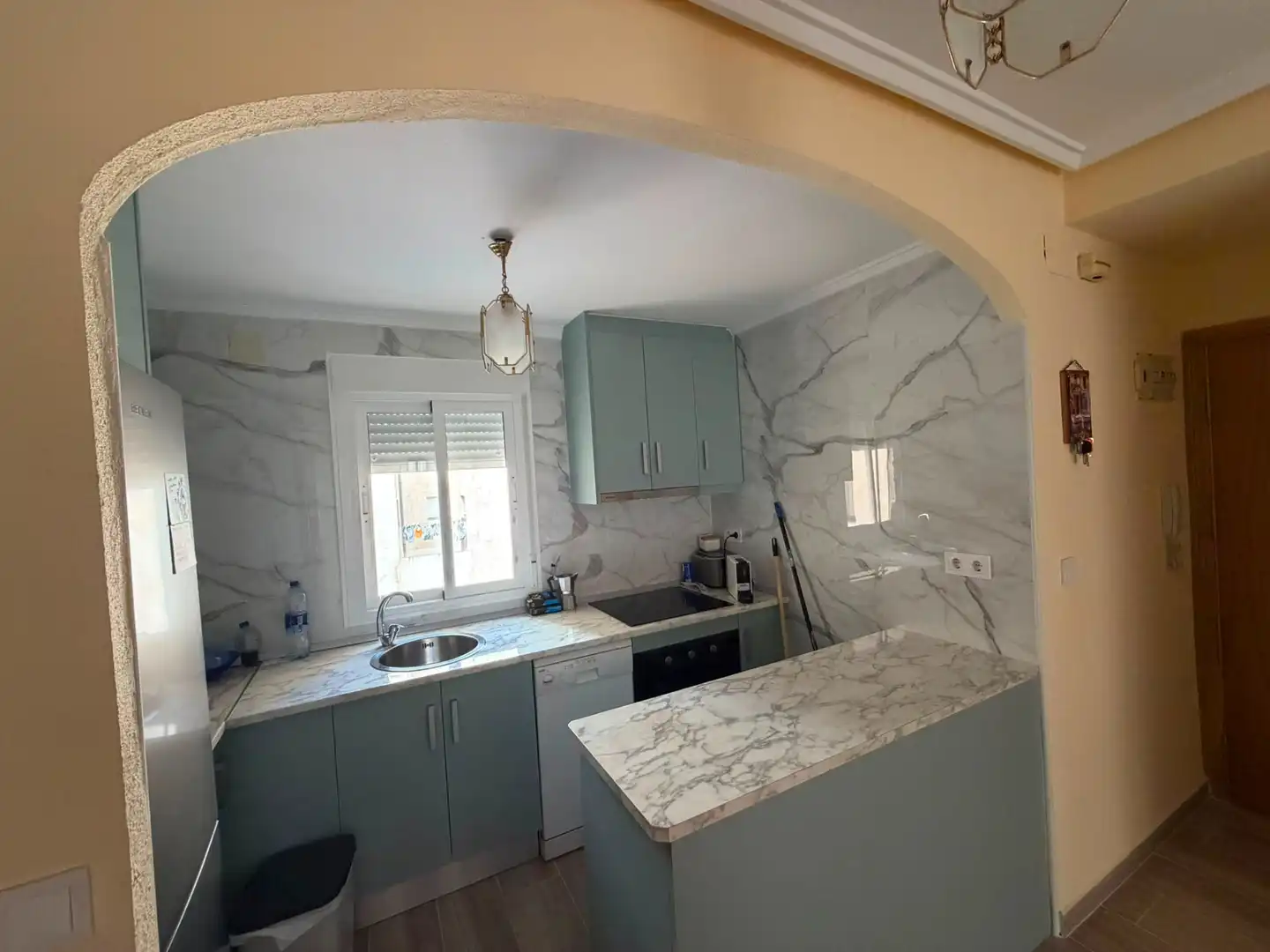 Kitchen of Flat for rent in Torrevieja  with Air Conditioner, Parquet flooring and Furnished