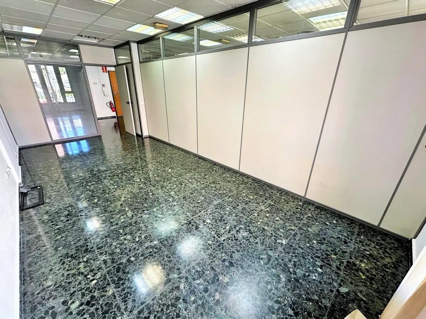 Büro zur Miete in Valencia mit Klimaanlage