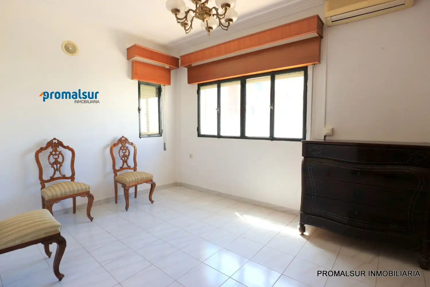 Habitación de Casa o chalet en venta en Puente Genil con Terraza, Trastero y Piscina