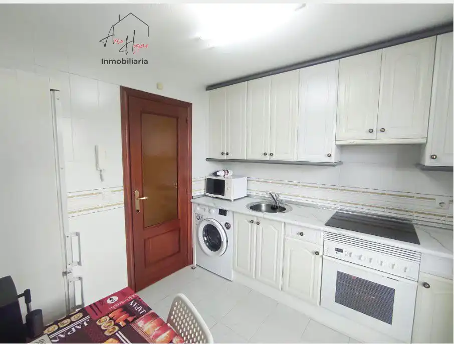 Kitchen of Flat for rent in Salamanca  with Heating, Parquet flooring and Terrace