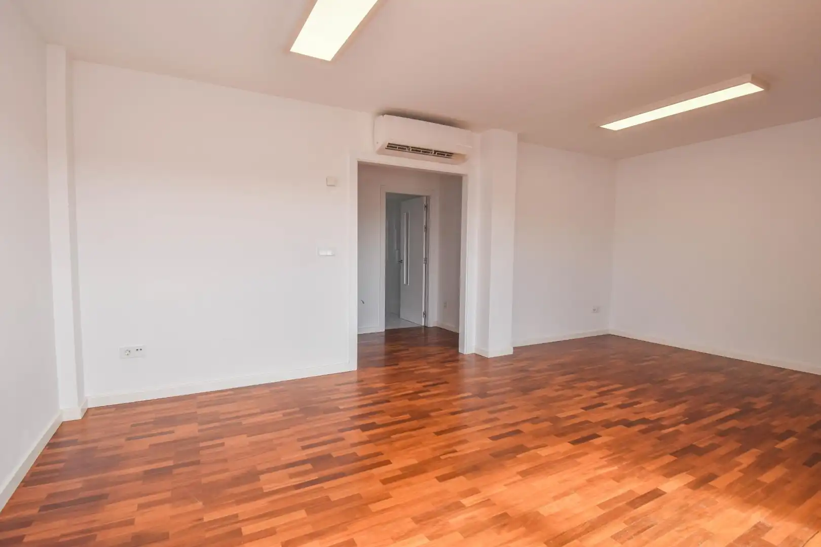 Àtic de lloguer en Cambre  amb Calefacció, Parquet i Terrassa