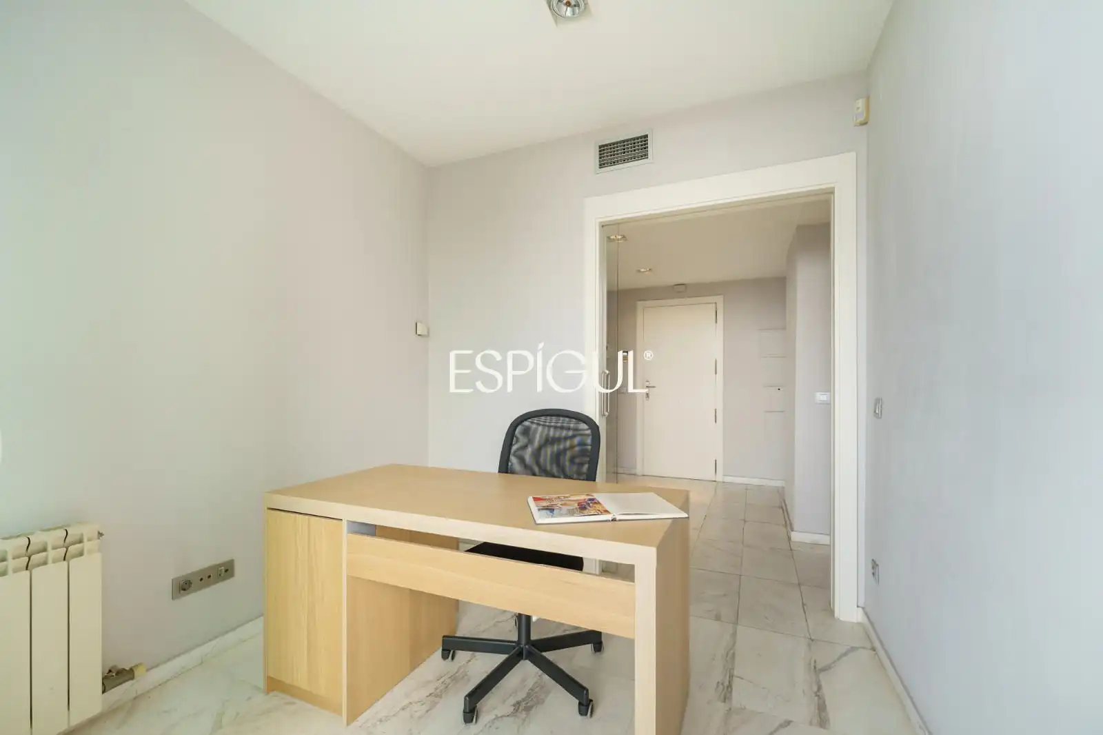 Piso en venta en Barcelona con Aire acondicionado, Calefacción y Terraza
