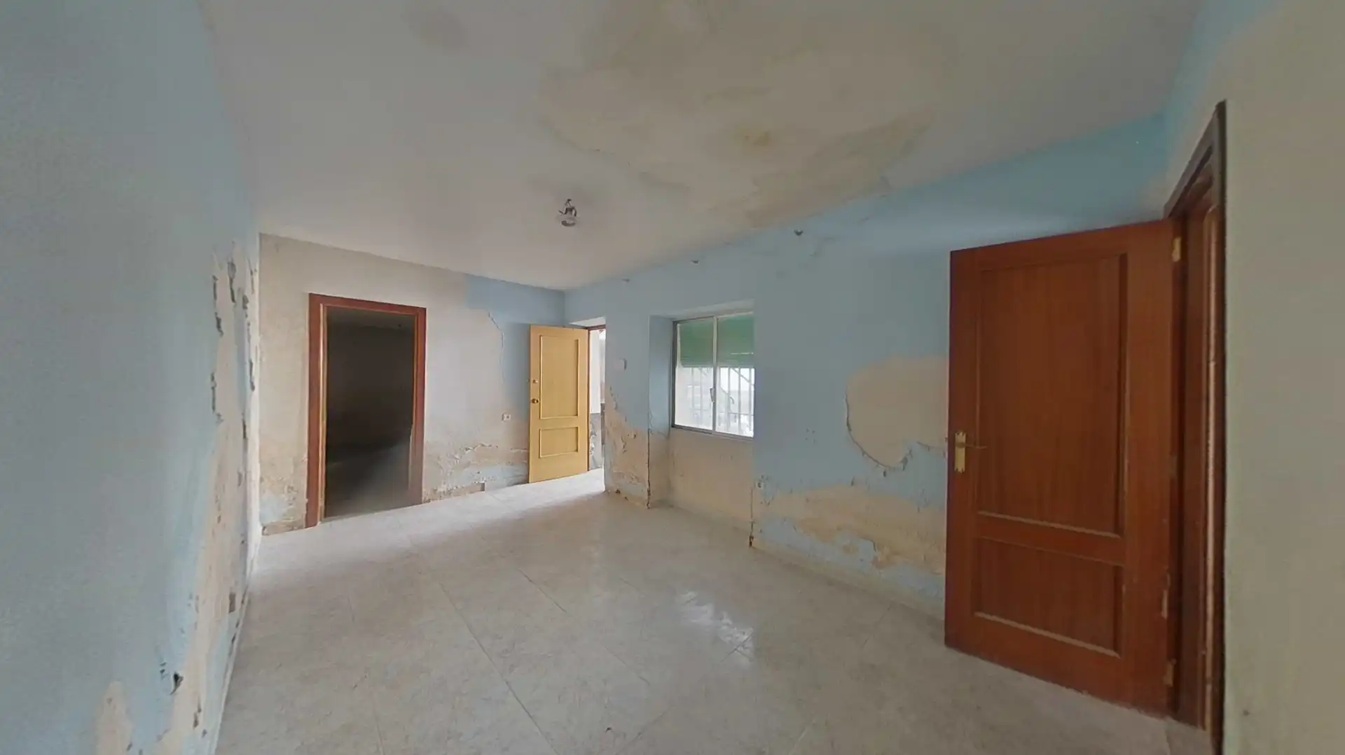 Casa adosada en venta en Daimiel con Terraza y Trastero