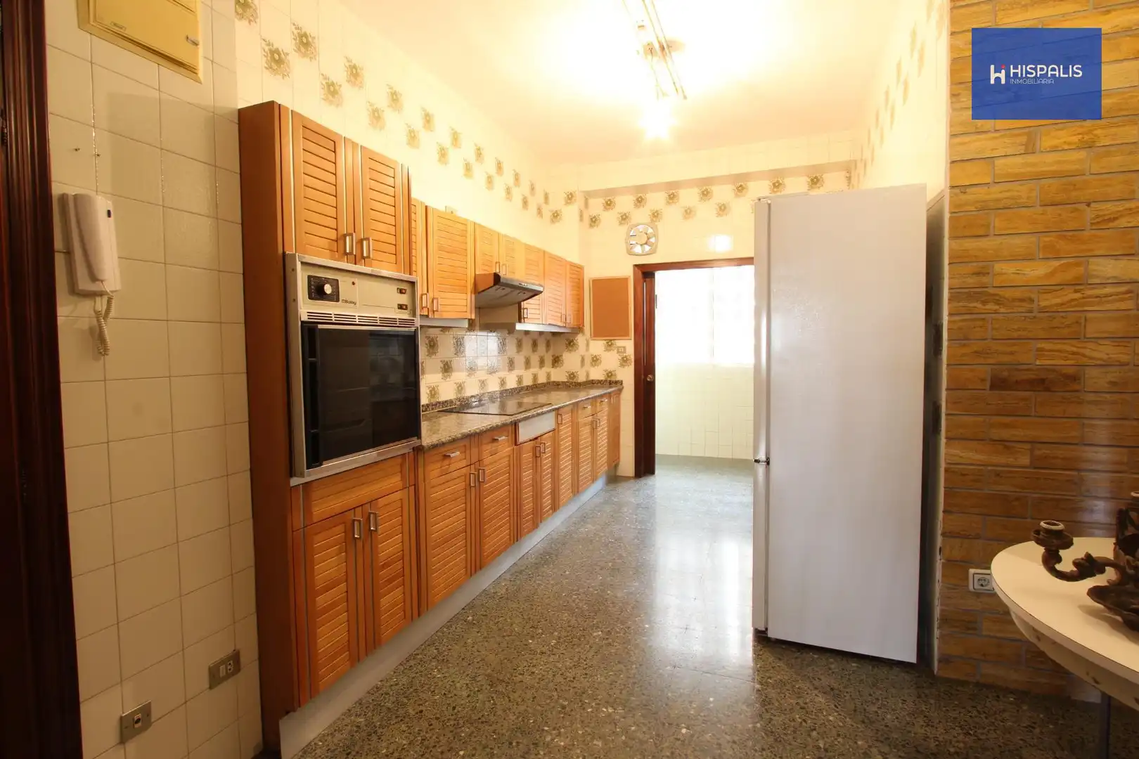 Küche von Wohnung zum Verkauf in Sevilla mit Klimaanlage und Terrasse