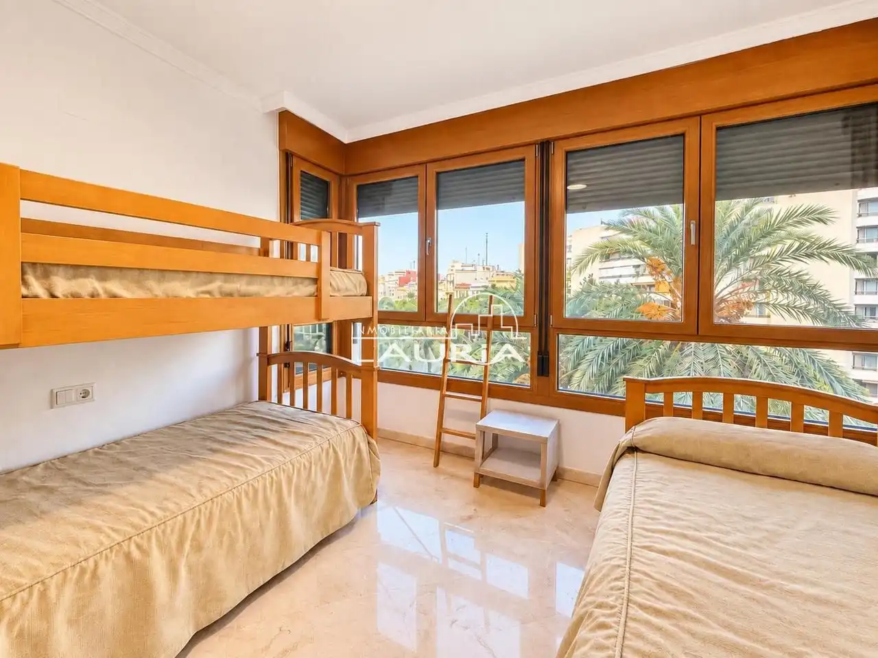 Bedroom of Flat for rent in L'Eixample