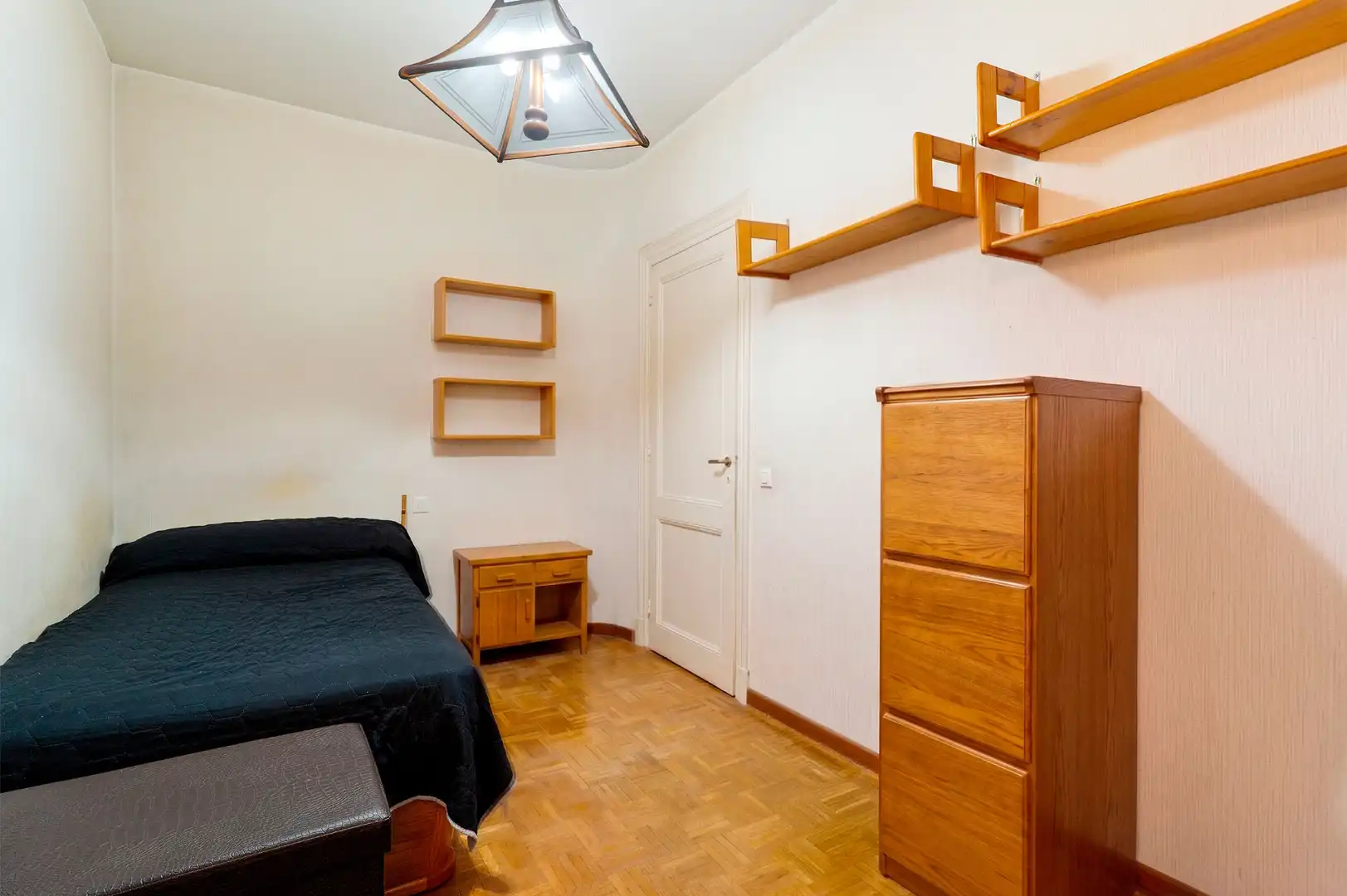 Schlafzimmer von Wohnung zum Verkauf in Madrid mit Heizung, Parkett und Abstellraum