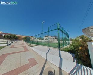 Vista exterior de Casa o xalet de lloguer en La Bisbal del Penedès amb Aire condicionat, Calefacció i Jardí privat