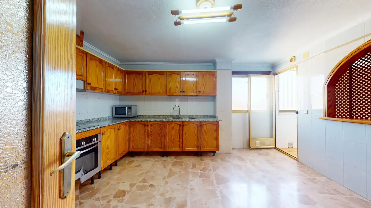 Cocina de Piso en venta en Crevillent con Balcón
