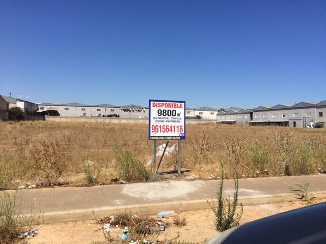 Terreno residencial en Alquiler en Torrent - Calle GUINDILLA en Poligono Mas del Jutge