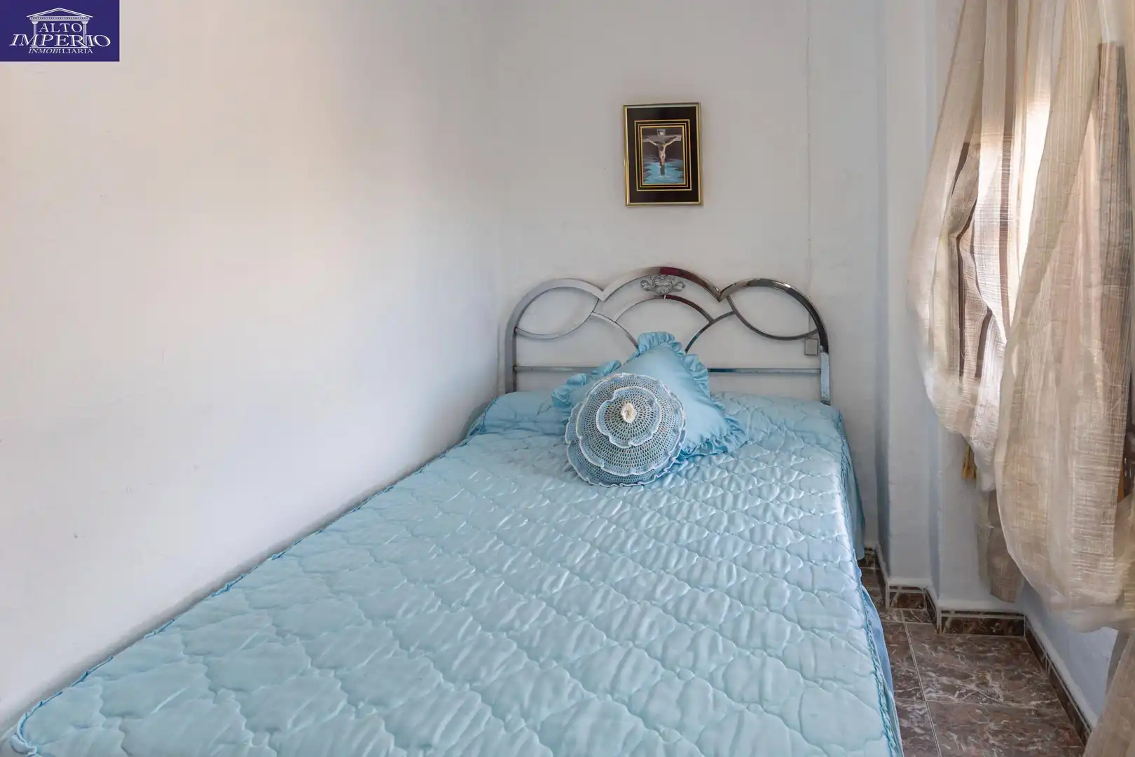Schlafzimmer von Einfamilien-Reihenhaus zum Verkauf in La Peza mit Balkon