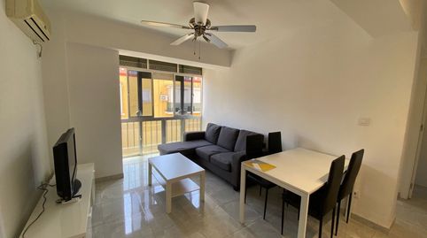 Photo 2 of Flat for rent in El Plantinar – Avda. La Paz - El Juncal, Sevilla Capital