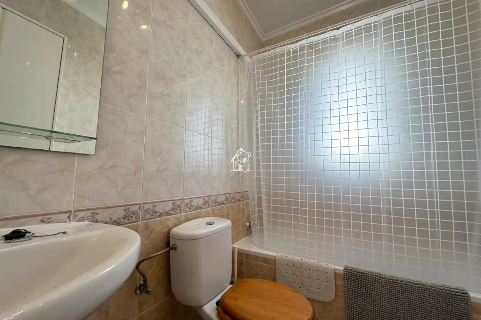Bany de Casa o xalet de lloguer en Rojales amb Aire condicionat, Jardí privat i Terrassa