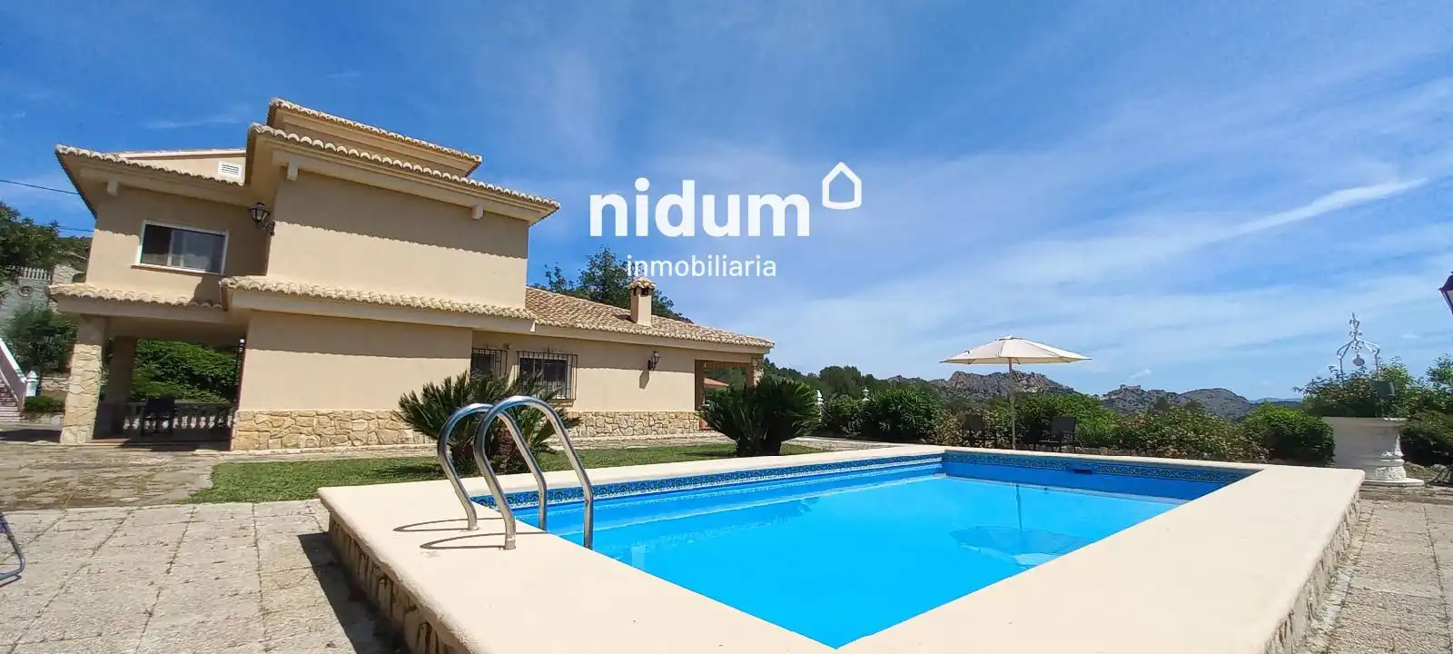 Außenansicht von Haus oder Chalet zum Verkauf in Xàtiva mit Abstellraum und Schwimmbad