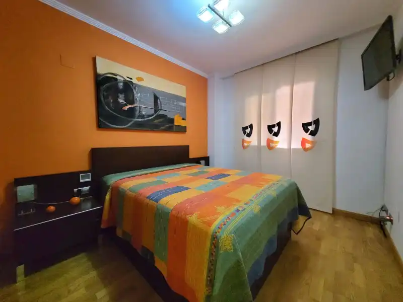 Piso en venta en Calle la Unión Mercantil, 31, Martín Carpena - Torre del Río
