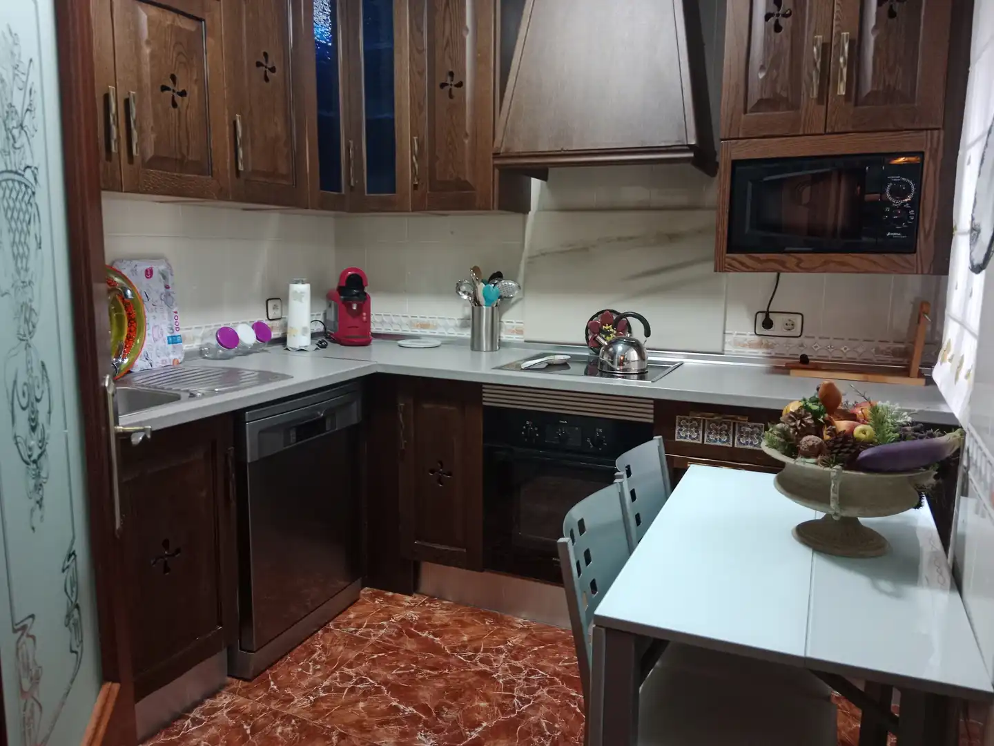 Cuina de Pis en venda en Lahiguera amb Aire condicionat i Balcó