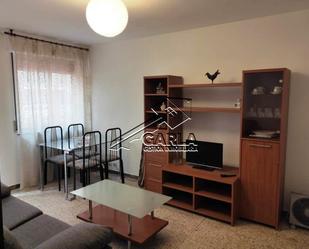 Sala d'estar de Pis de lloguer en Salamanca Capital amb Calefacció i Moblat