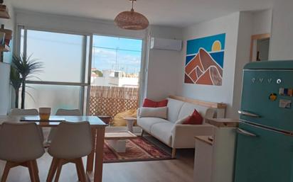 Living room of Flat for sale in Burjassot  with Air Conditioner, Heating and Furnished