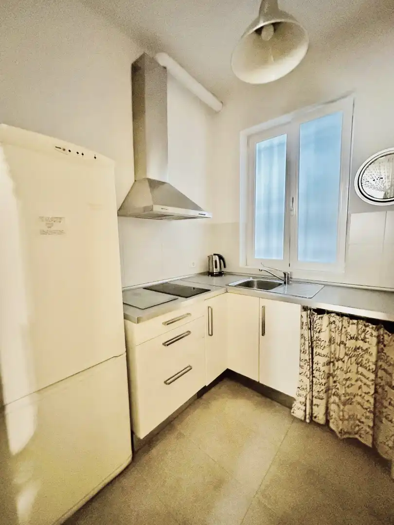 Cocina de Piso de alquiler en Madrid con Aire acondicionado, Calefacción y Amueblado