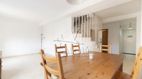 CHALET ADOSADO CON TRES DORMITORIOS, GARAJE, PATIO EXTERIOR Y TRES BAÑOS, imatge 4