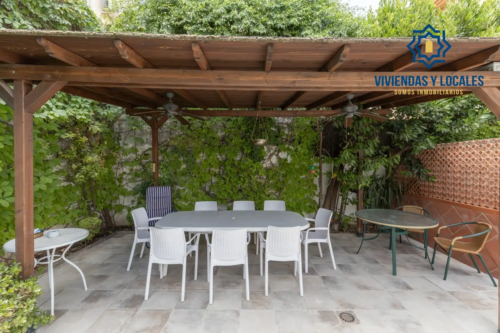 Terraza de Casa o chalet en venta en La Zubia con Aire acondicionado, Calefacción y Jardín privado