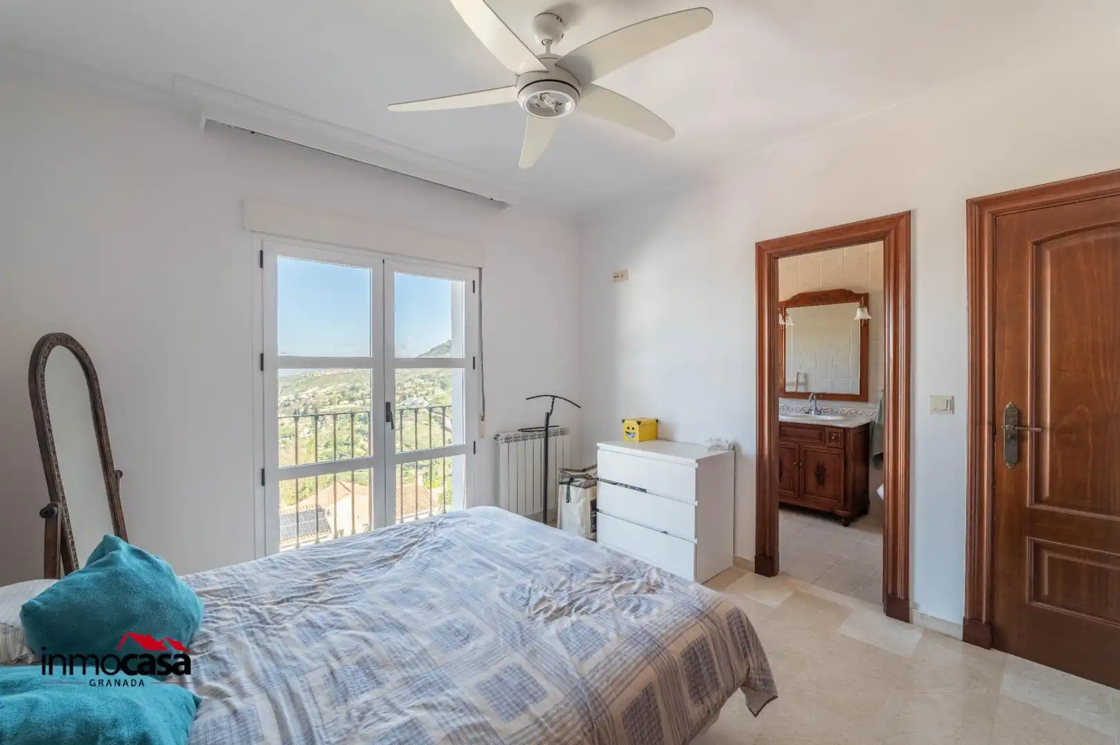 Habitación de Casa o chalet en venta en Víznar con Calefacción, Jardín privado y Terraza