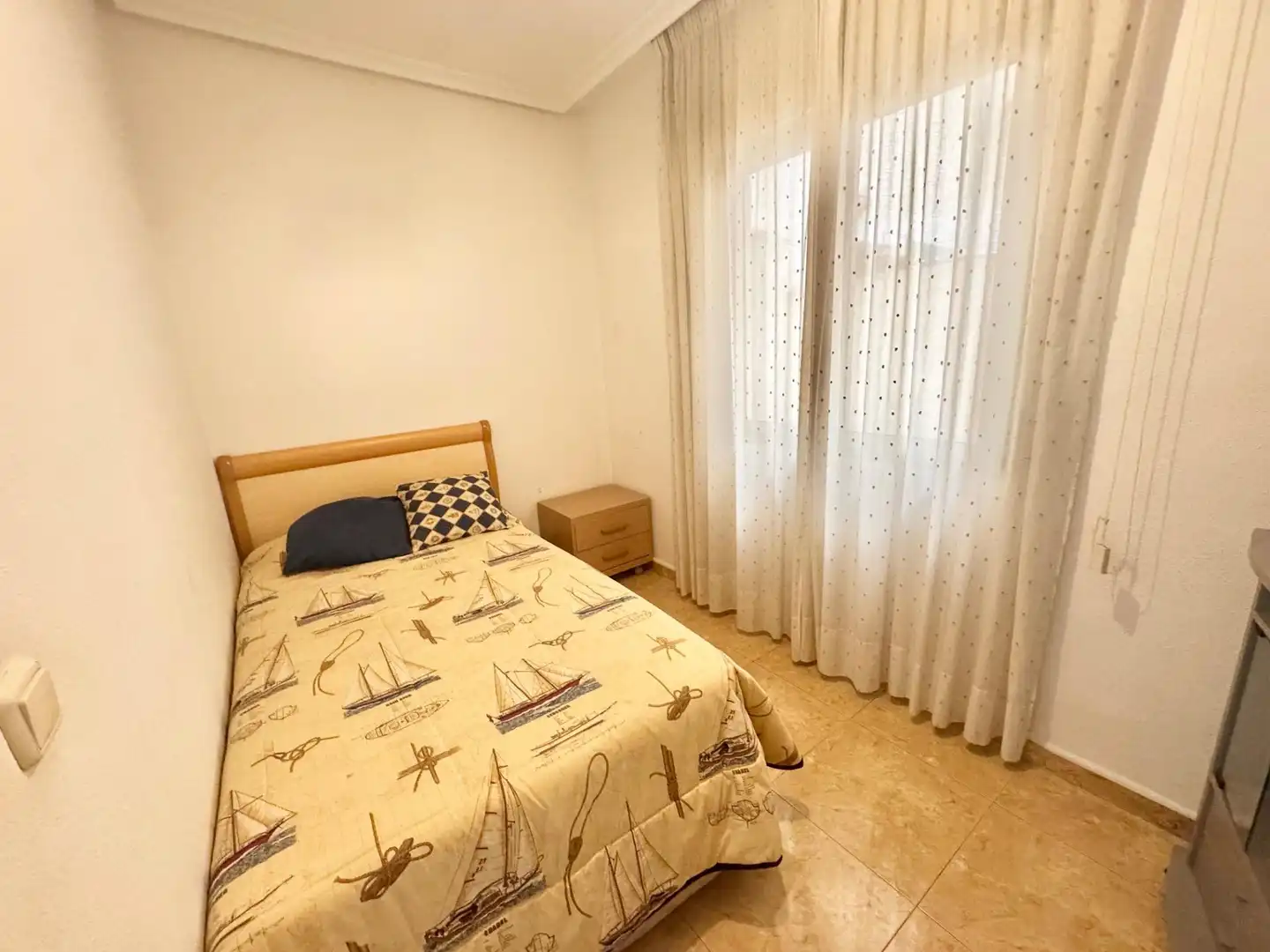 Dormitori de Pis en venda en Orihuela amb Aire condicionat, Calefacció i Moblat