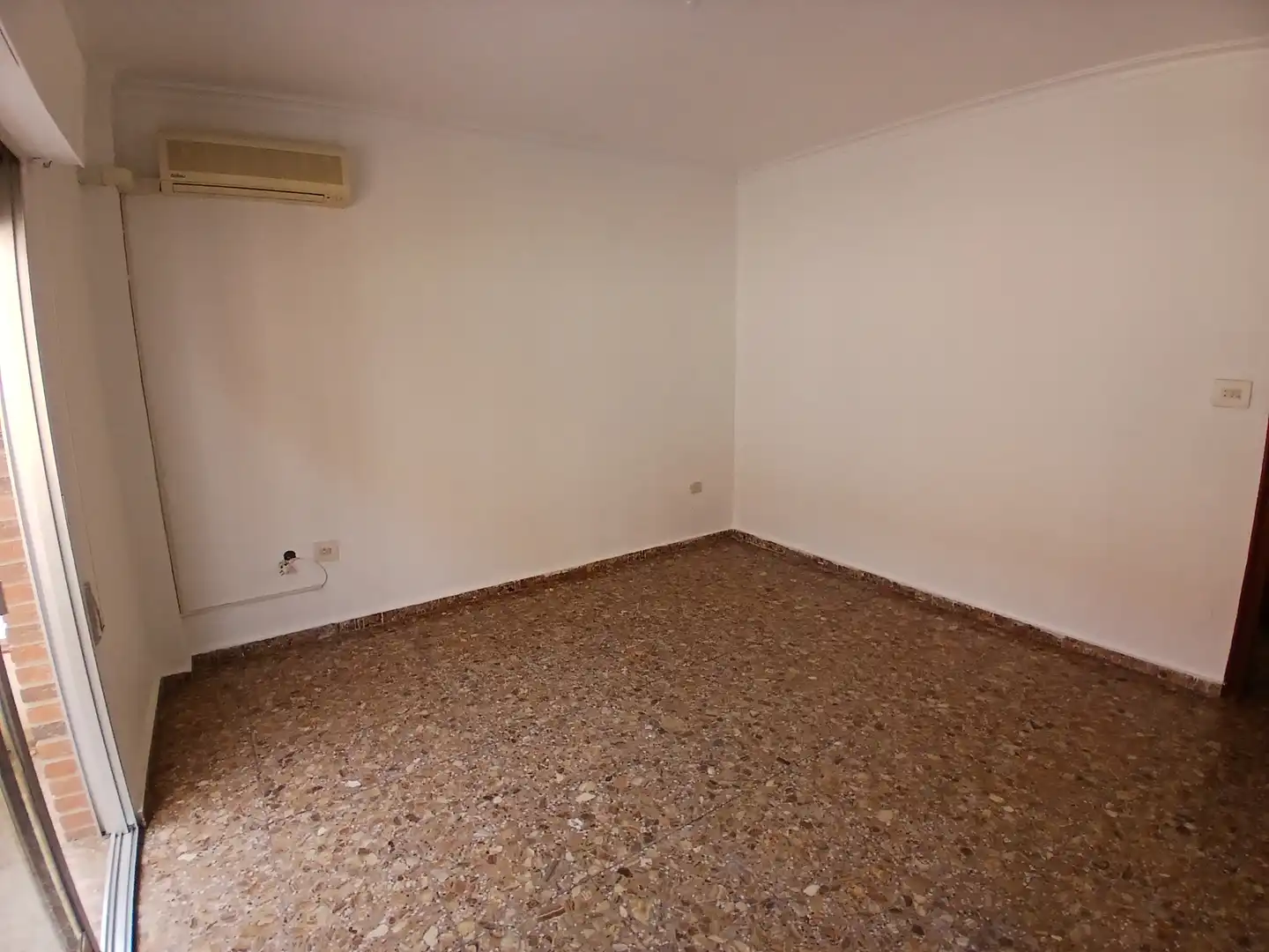 Casa rústica amb balcó en venda a Calle Algezares 13, imagen 8